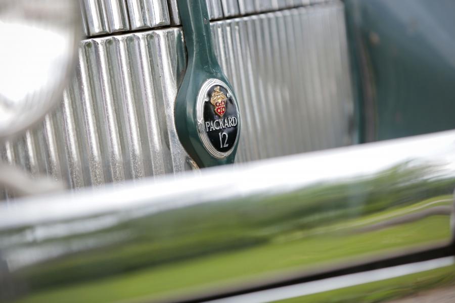  Packard Twelve Club Sedan 1936 года  (фото 28 из 39)